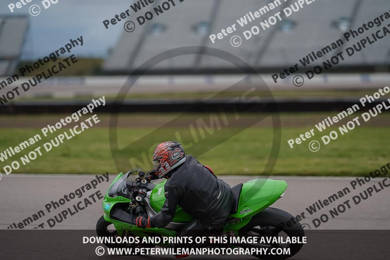 Rockingham no limits trackday;enduro digital images;event digital images;eventdigitalimages;no limits trackdays;peter wileman photography;racing digital images;rockingham raceway northamptonshire;rockingham trackday photographs;trackday digital images;trackday photos